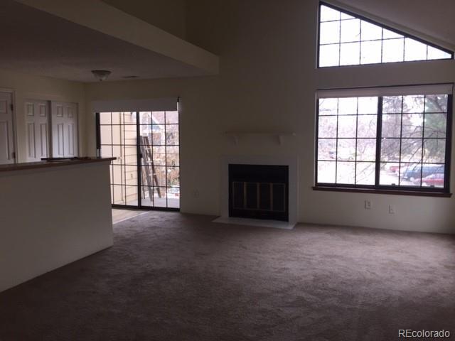 Primary Photo - 4811 White Rock Cir
