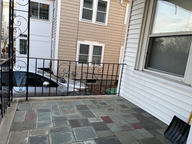 Foto del edificio - 8 Hill St