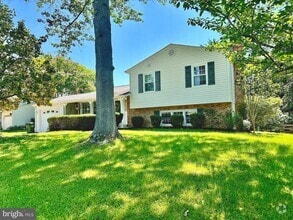 Building Photo - 11857 Catoctin Dr