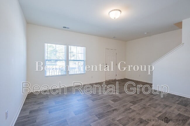 Building Photo - 305 Cherwell ct