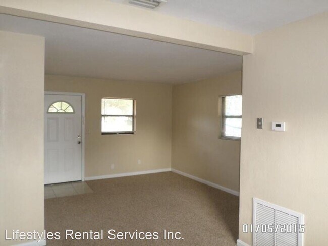 Foto del edificio - 3 br, 1 bath House - 8342 Brackridge Blvd S