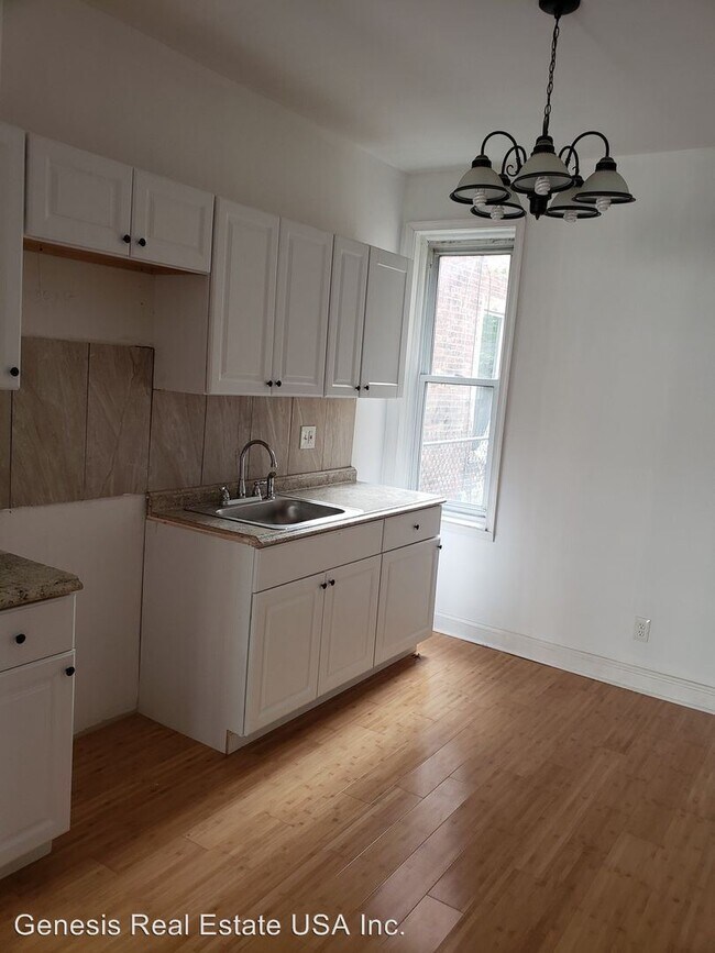 Building Photo - 4 br, 1 bath House - 5728 Malcolm Street