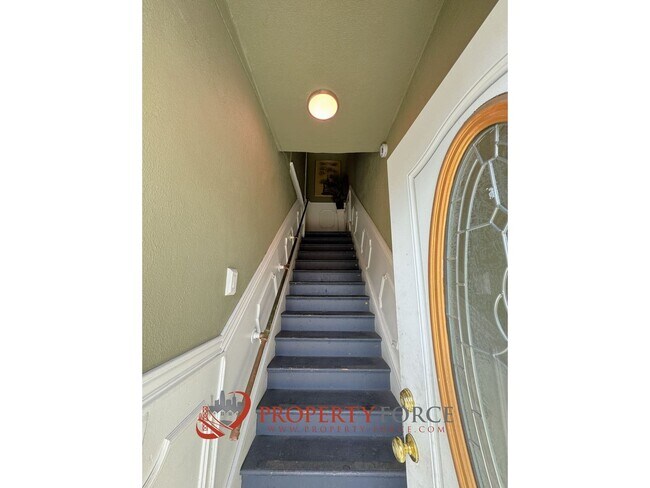 Foto del edificio - 666-668-668 S Van Ness Ave
