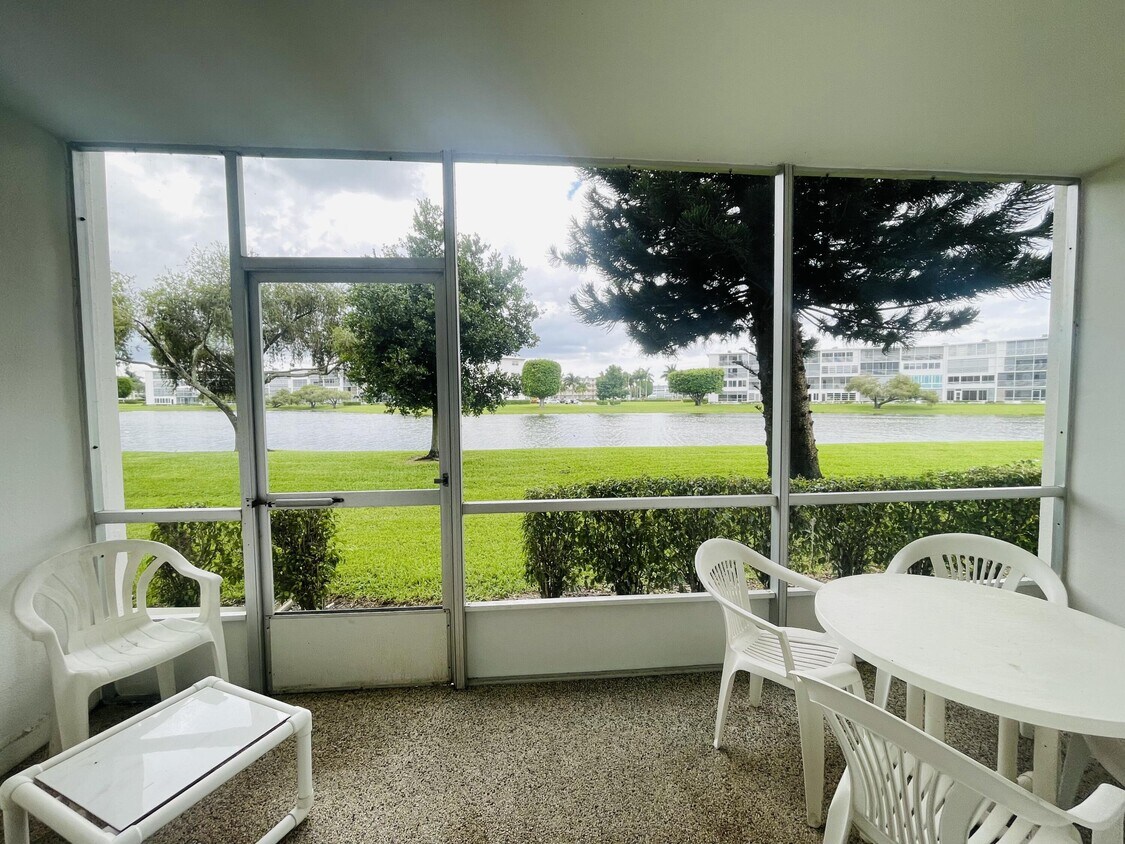 1021 Hythe B, Boca Raton, FL 33434 Condo for Rent in Boca Raton, FL