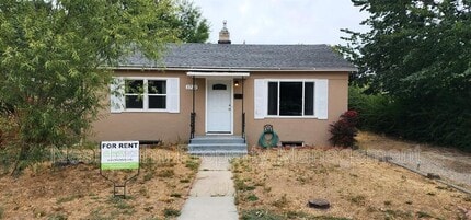 Building Photo - 1722 S Owyhee St
