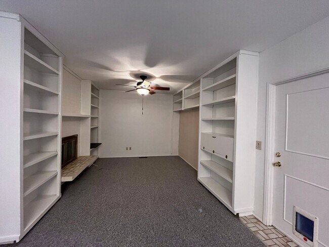 Building Photo - Wonderful Rambler in Federal Way