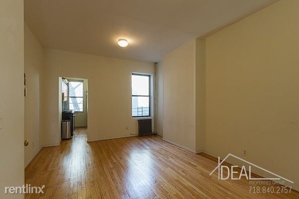 Building Photo - 634 Grand Ave