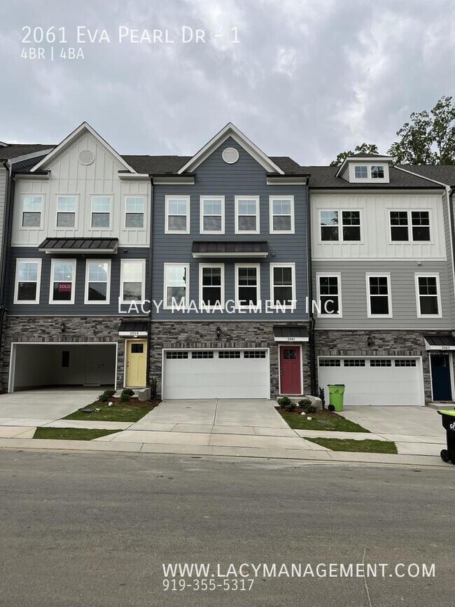 Building Photo - 2061 Eva Pearl Dr