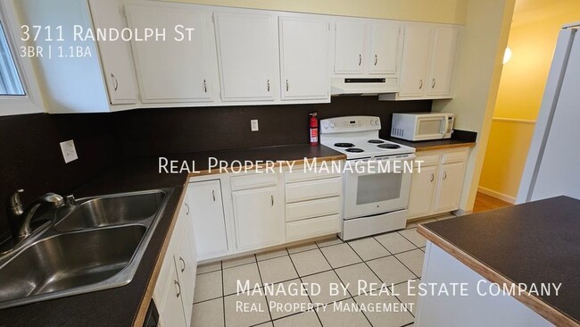 Building Photo - 3711 Randolph St