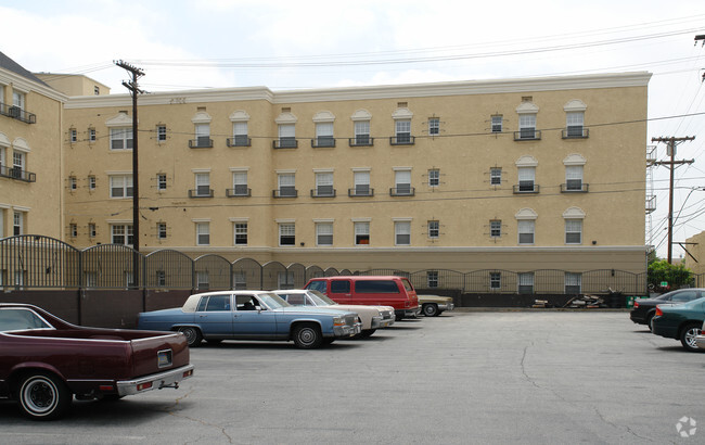 Foto del edificio - The Regent Apartments