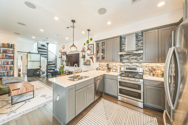 Building Photo - 3453 Holmead Pl NW
