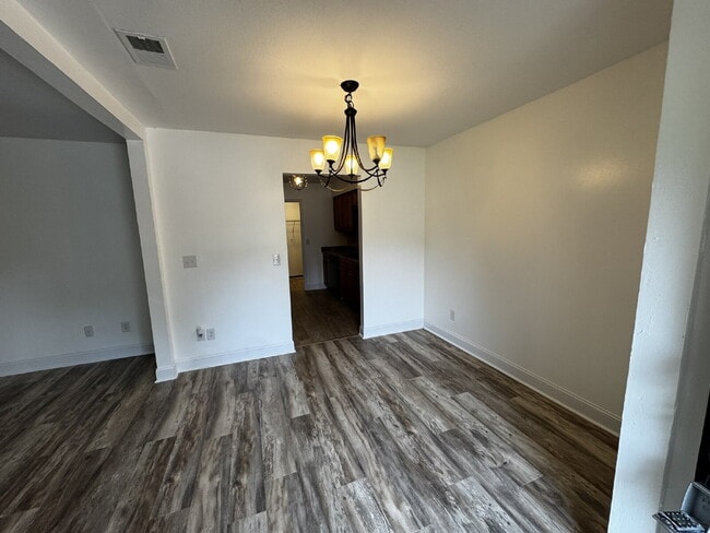 Building Photo - Home for Rent