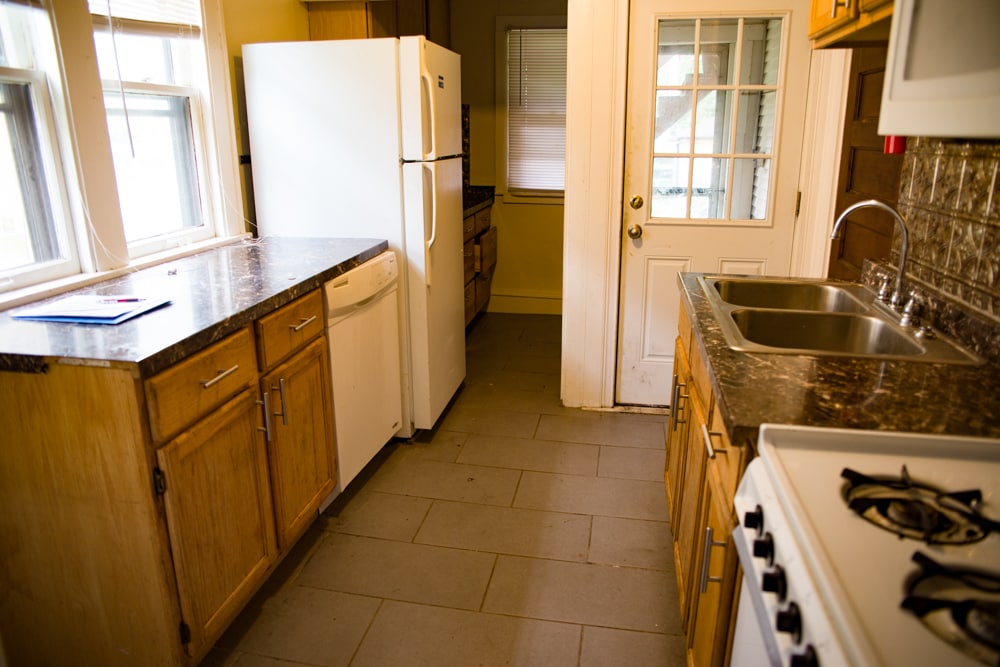 Building Photo - 1054 24th Ave SE