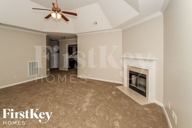 Building Photo - 4463 Sierra Lane