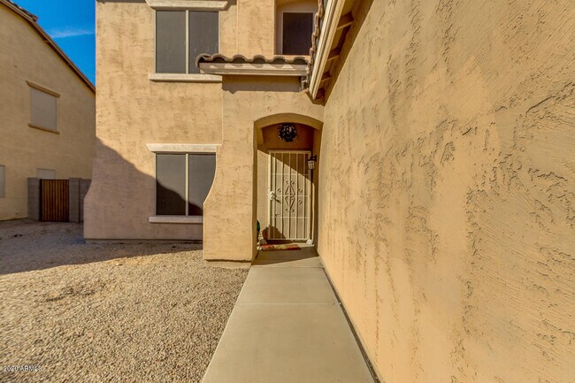 Foto del edificio - 11876 W Sherman St