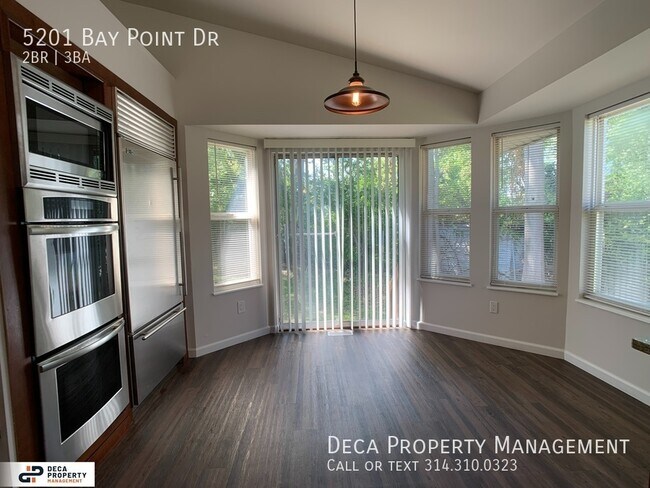 Building Photo - 2 Bedroom House