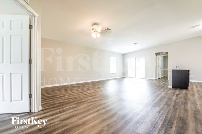 Building Photo - 20431 Mt Prospect Ave