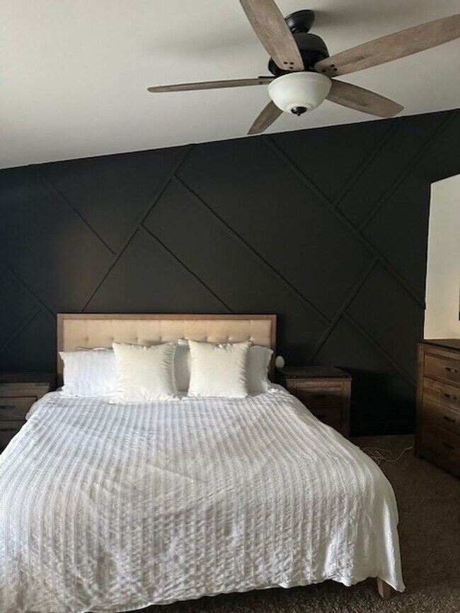 Building Photo - 4 Bedroom House Rosedale Area!!