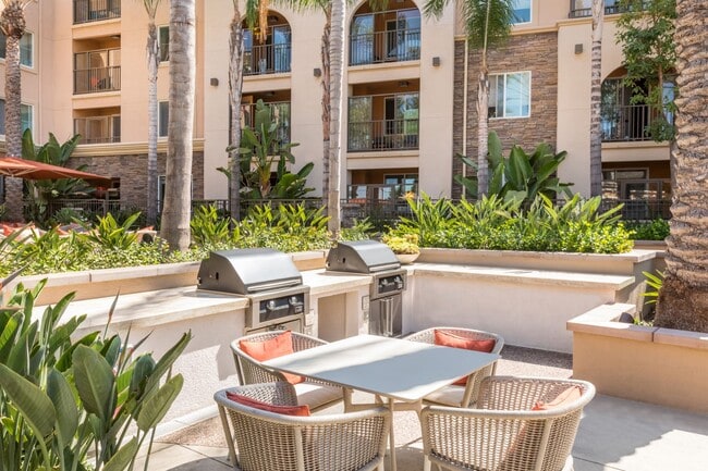Building Photo - Gateway Apartment Homes