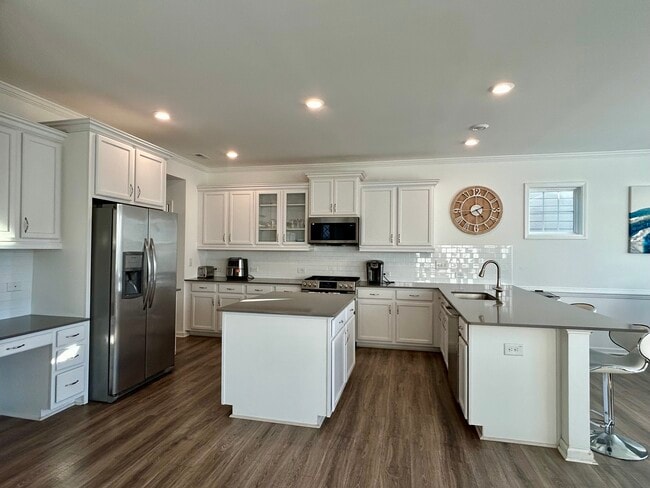 Building Photo - 6609 Enrichment Ln