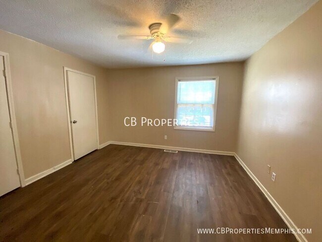 Building Photo - 5203 Flowering Peach Dr