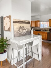 Building Photo - 1521 W 37th Pl