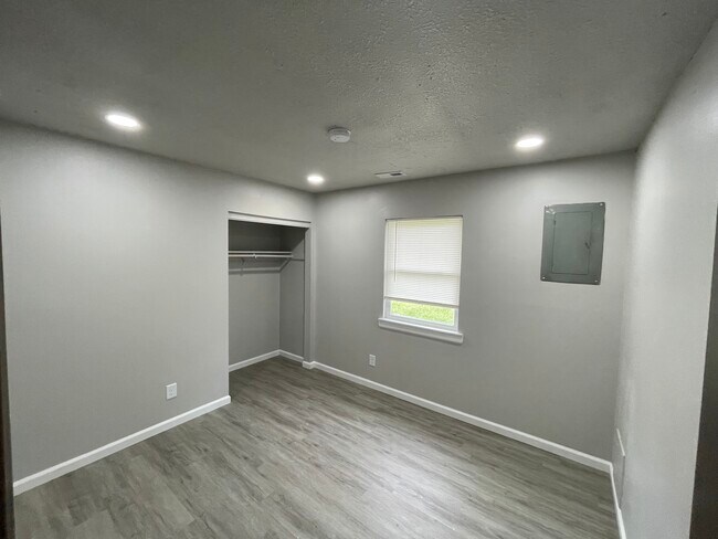 Foto del edificio - 1014 E 27th St