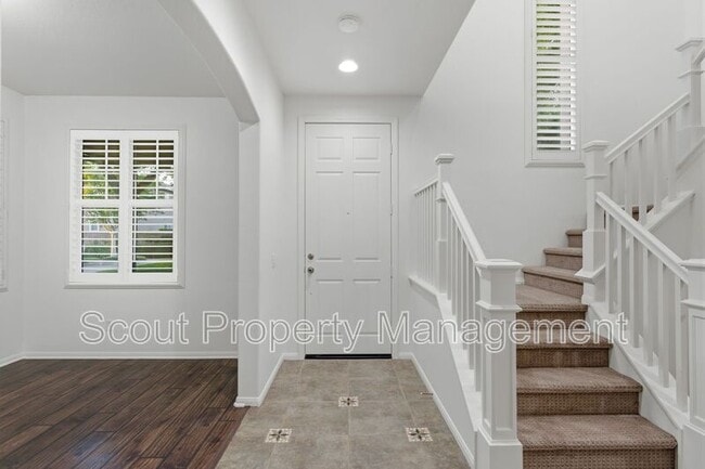 Building Photo - 40026 Somerville Ln