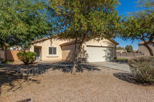 Foto del edificio - 4136 E Sierrita Rd