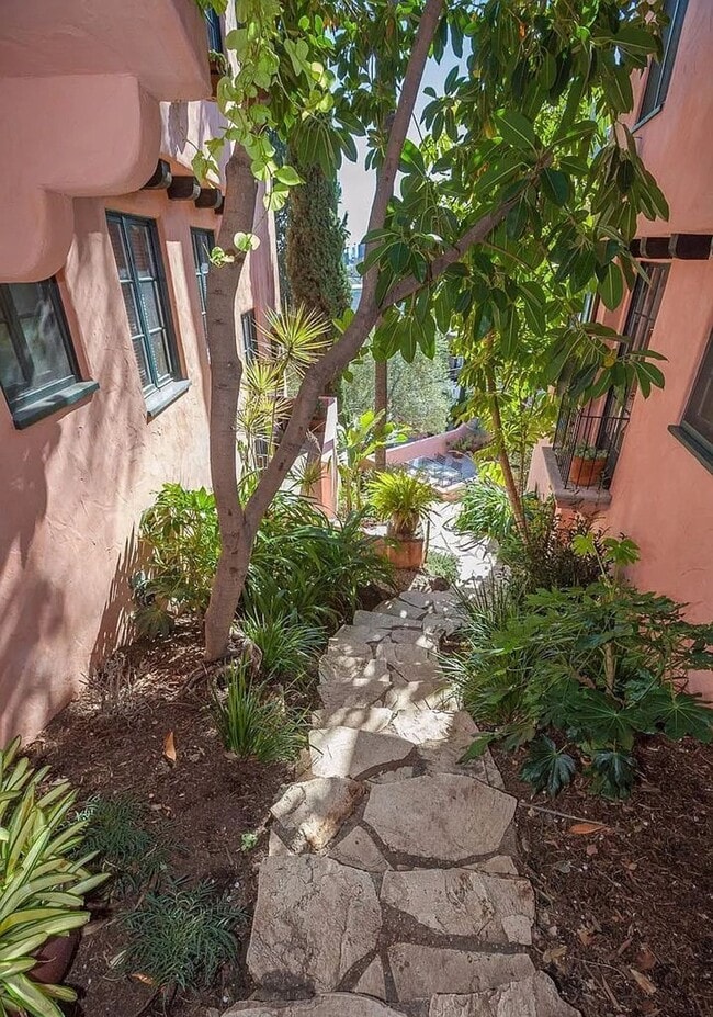 Building Photo - Las Orquideas -1901 Orchid Ave. (6907 Bonita Ter)