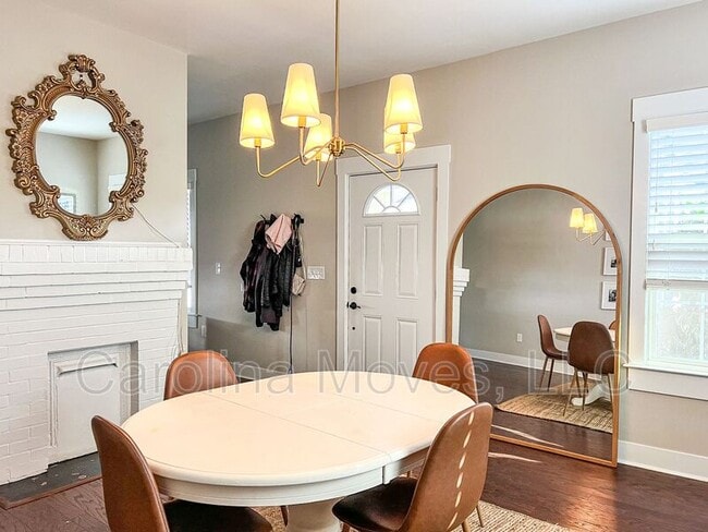 Photo - 69 Allen St House