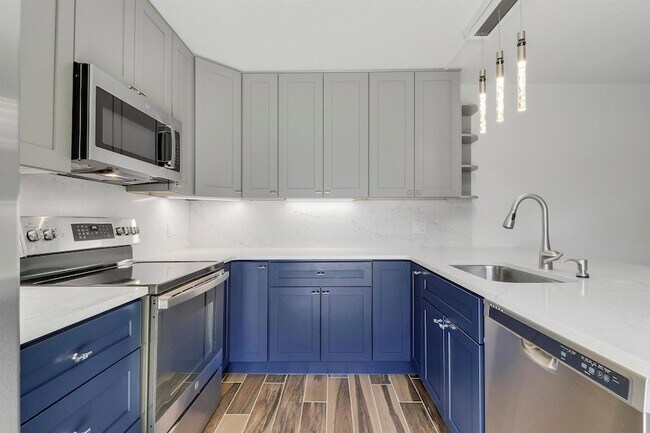 Foto del edificio - 2324 23rd Ct