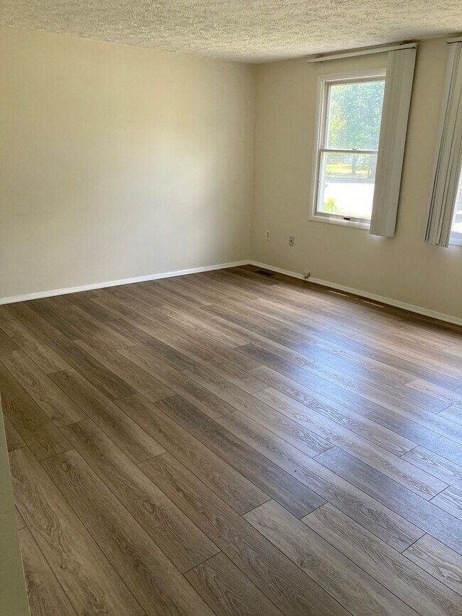 Foto del edificio - Farmbrook Rental