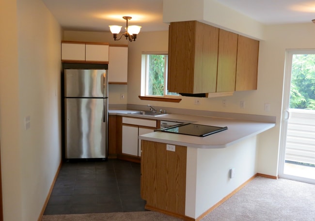 Building Photo - Ideal 1 Bed 1 Bath Lynnwood Condo with W/D In-Unit!