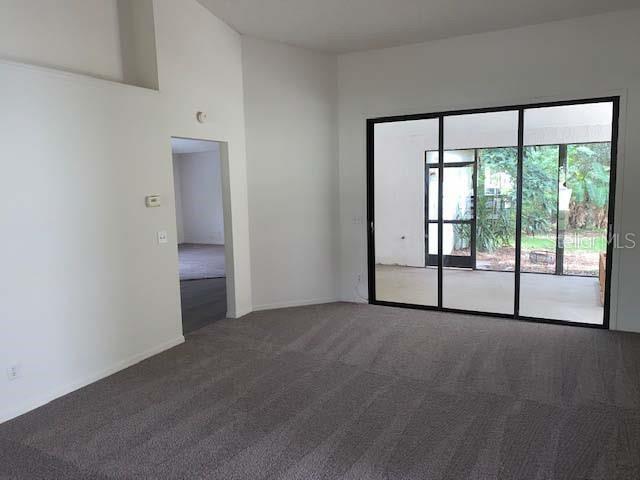 Foto del edificio - 211 Oakwood Blvd