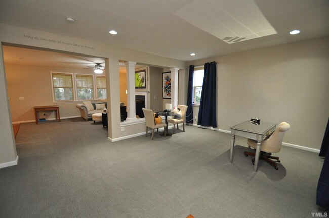 Building Photo - 300 Lime Creek Ct
