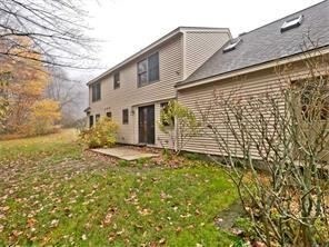Building Photo - 3 br, 2.5 bath Apartment - 26 Cedarbrook Dr