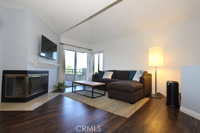 Building Photo - 3005 La Paz Ln