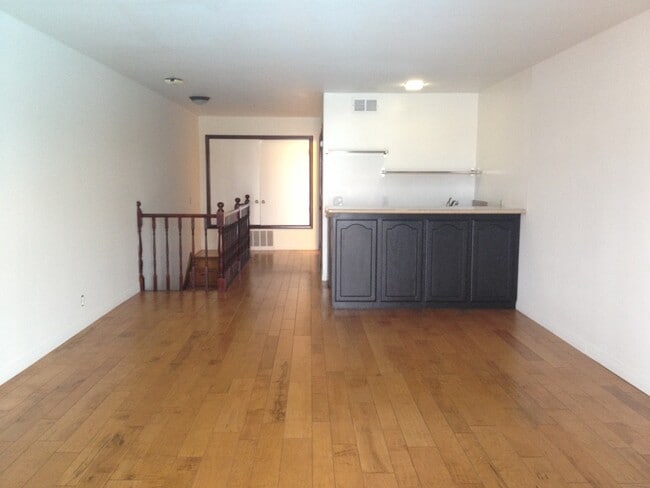 Los Caballeros #007 - Los Caballeros #007 Apartment