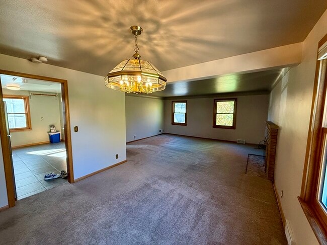 Foto del edificio - 5403 Pleasant Ave