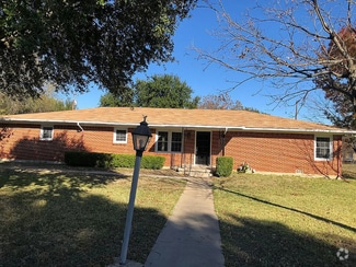 Building Photo - 311 Santa Fe Dr