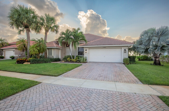 Building Photo - 1761 Corsica Dr