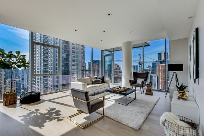 Foto del edificio - 8 E Huron St