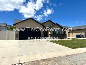 Building Photo - This property offers a NO DEPOSIT option available for qualified renters!