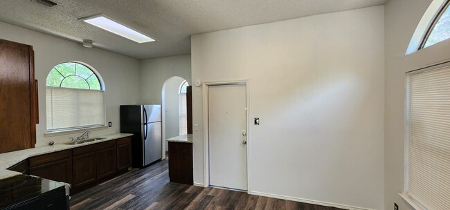 Building Photo - 4107 Mystic Sunrise Dr