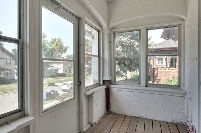 Building Photo - 3224 Lafayette Ave