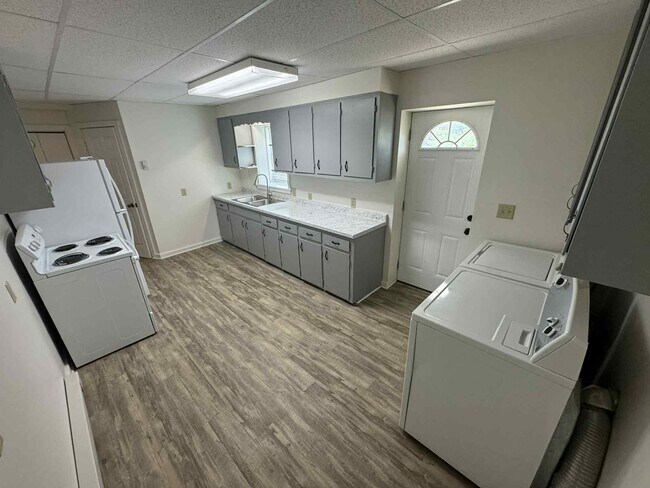 Foto del edificio - 13825 Maple Tree Ln SW