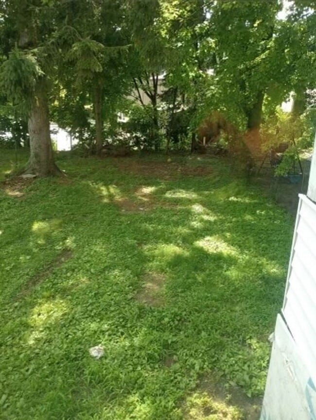 Foto del edificio - 125-127 South Fulton Street