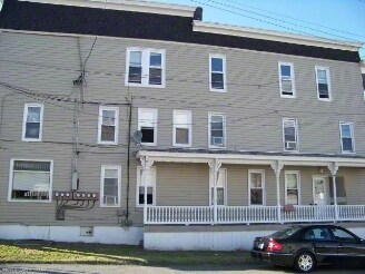 Lateral del edificio - 501 N Railroad St