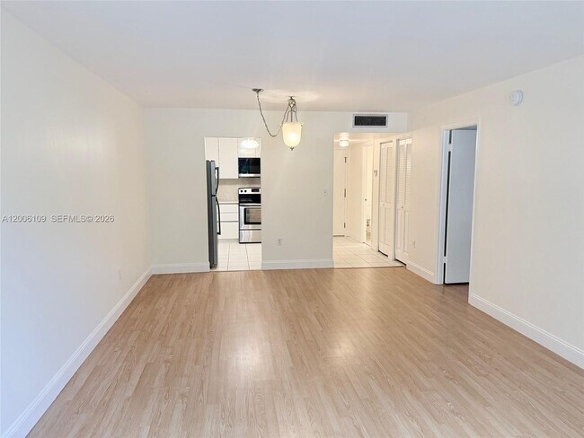 Foto del edificio - 1400 St Charles Pl